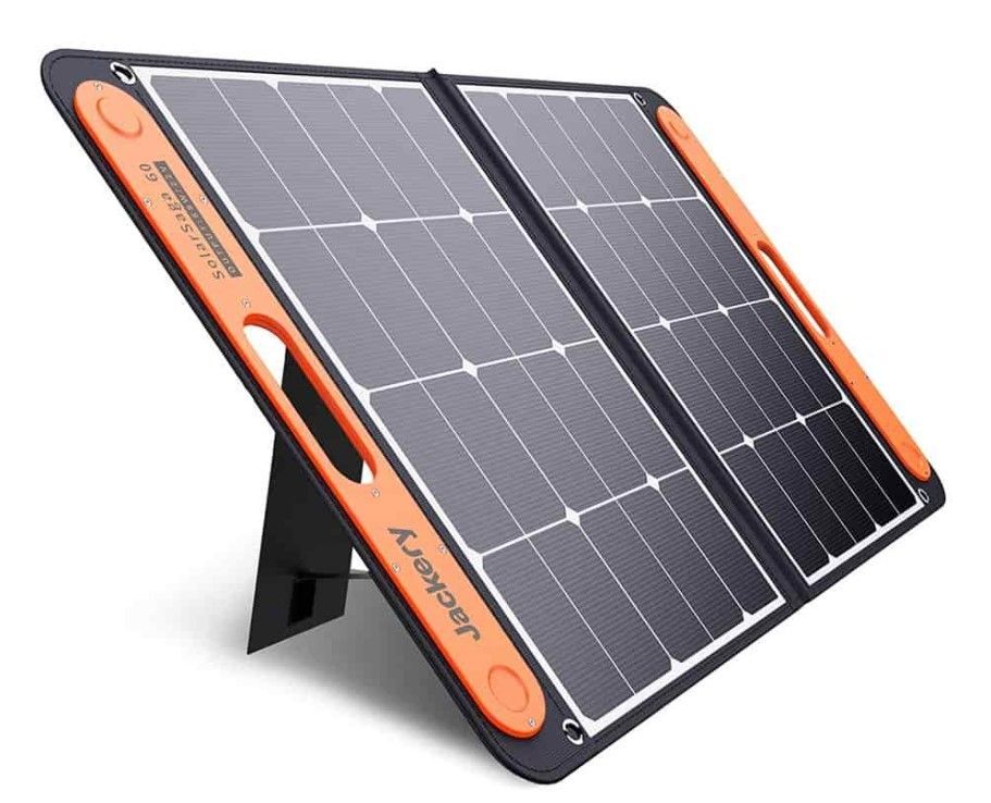 goal zero yeti 150 vs jackery explorer 160 - Jackery solar saga