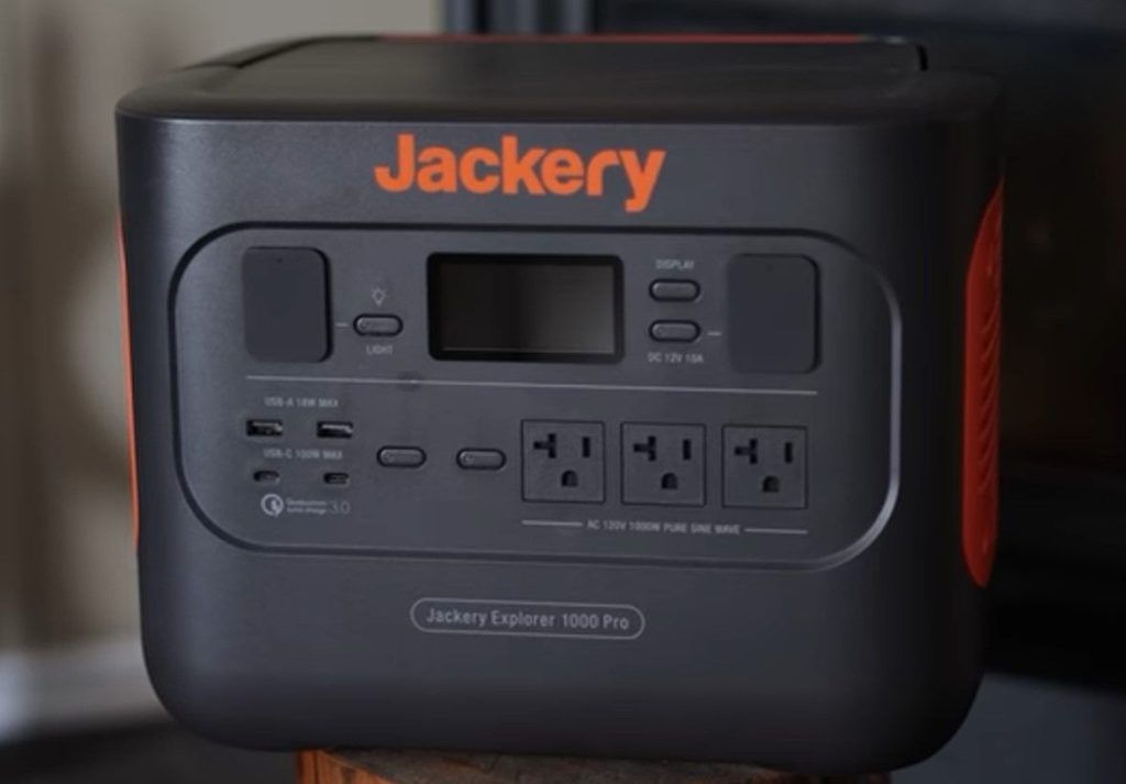 Jackery Explorer 1000 Pro Review