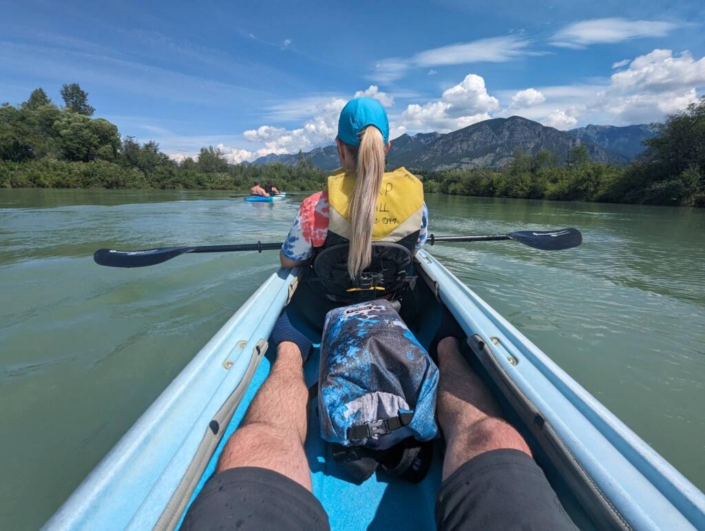 ICEMULE Jaunt 15L on a kayaking trip