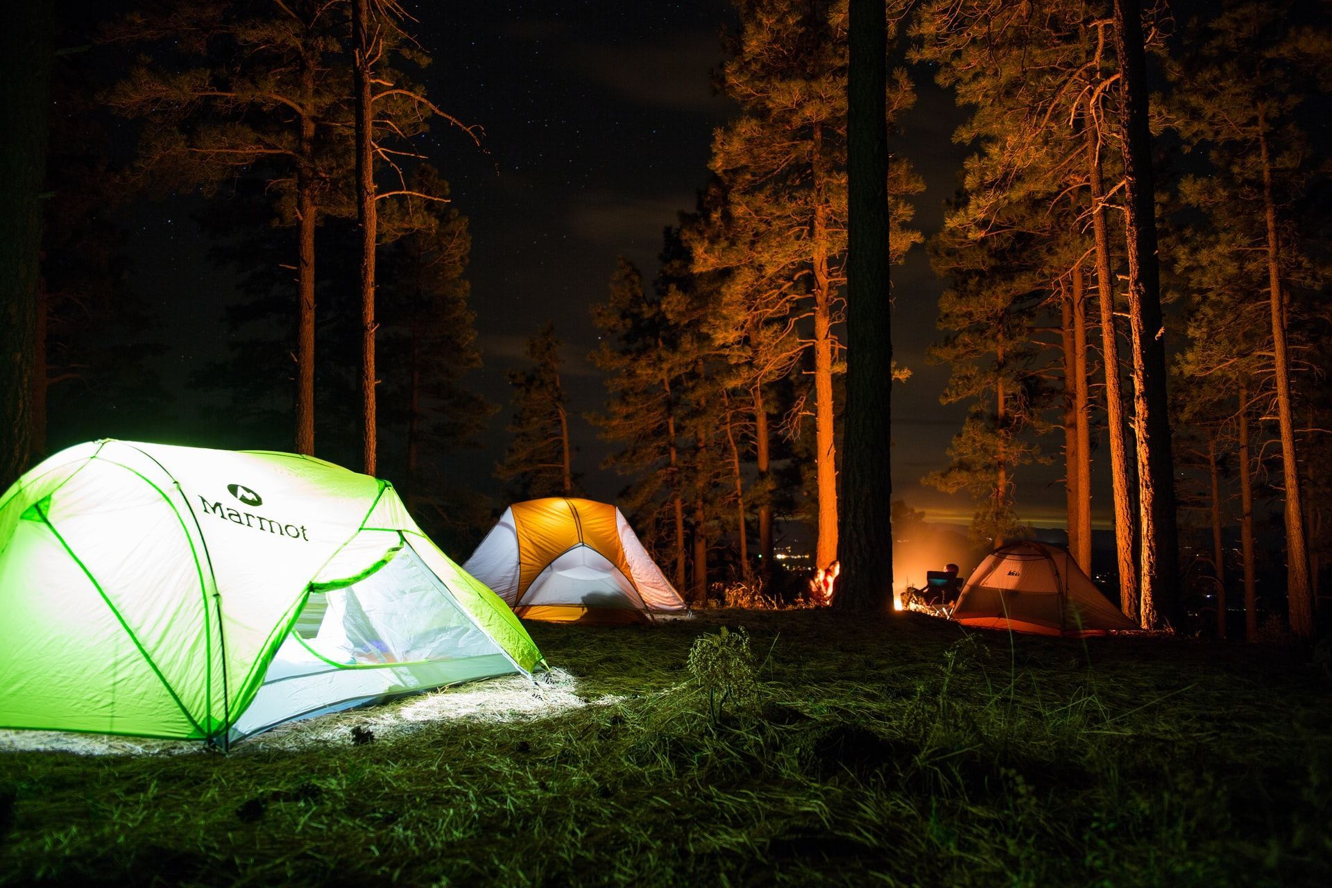 👉 TOP 4 Picks - Best Portable Power Station for Outdoor Camping [Best  Review] 