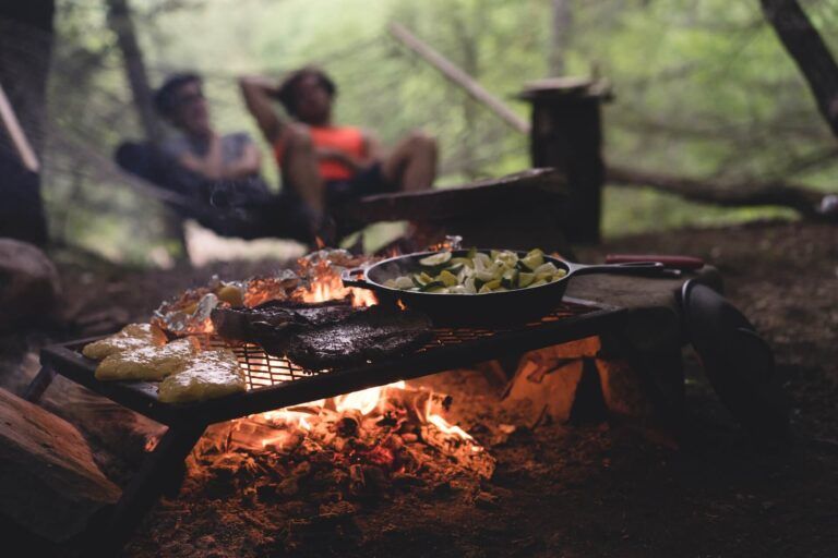 how to cook nutritious food while camping or hiking 3
